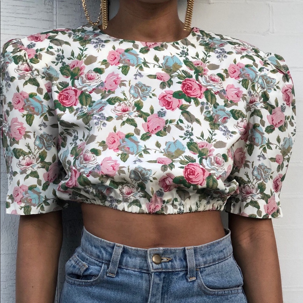 @zaumbiavintage for more looks